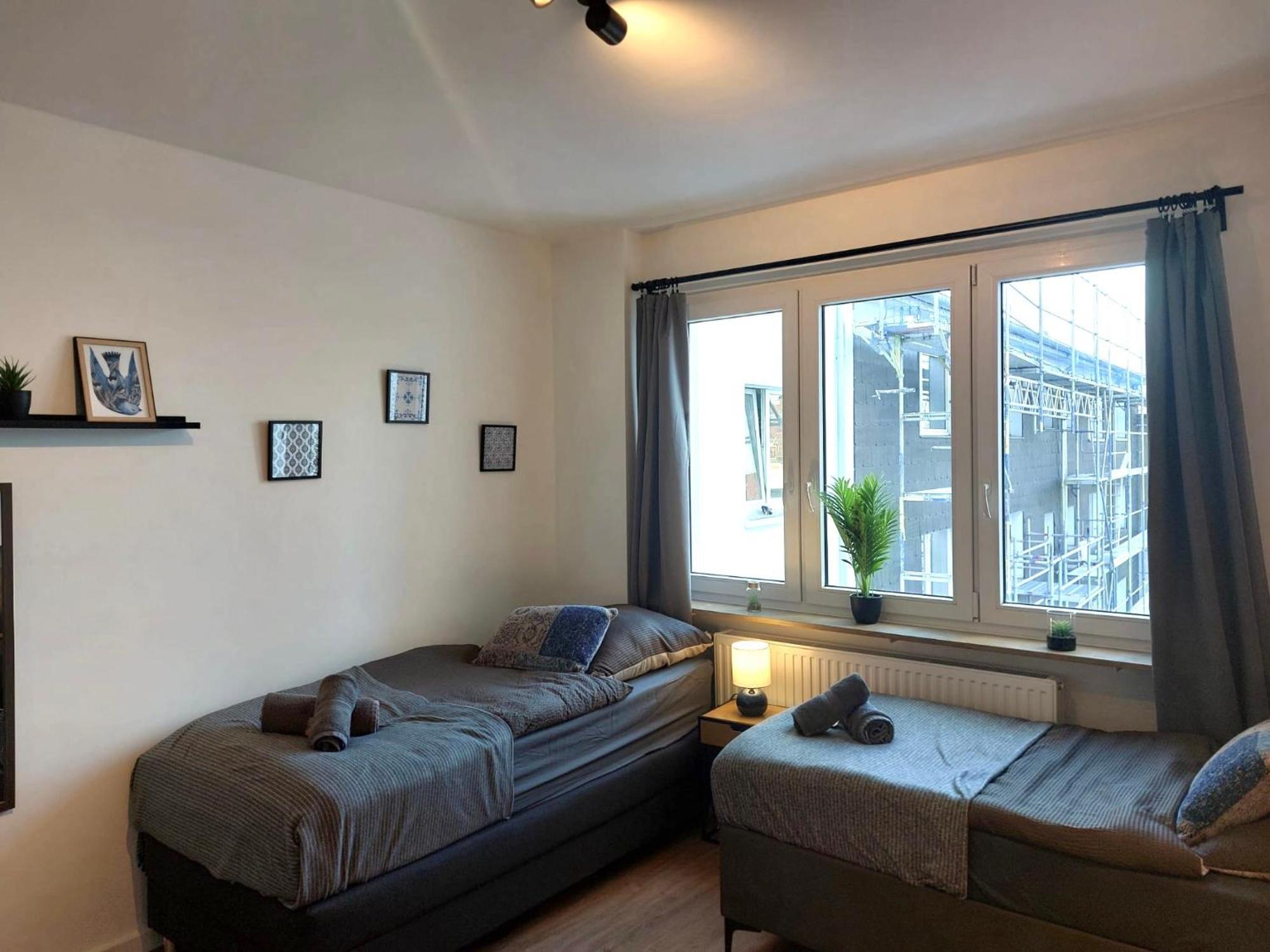 Rtr Essen - Fuer Bis Zu 8 Personen - Voll Ausgestattet - Zentral Limbecker Platz - Messe - Uniklinikum - Smart Tv - Modernアパートメント エクステリア 写真